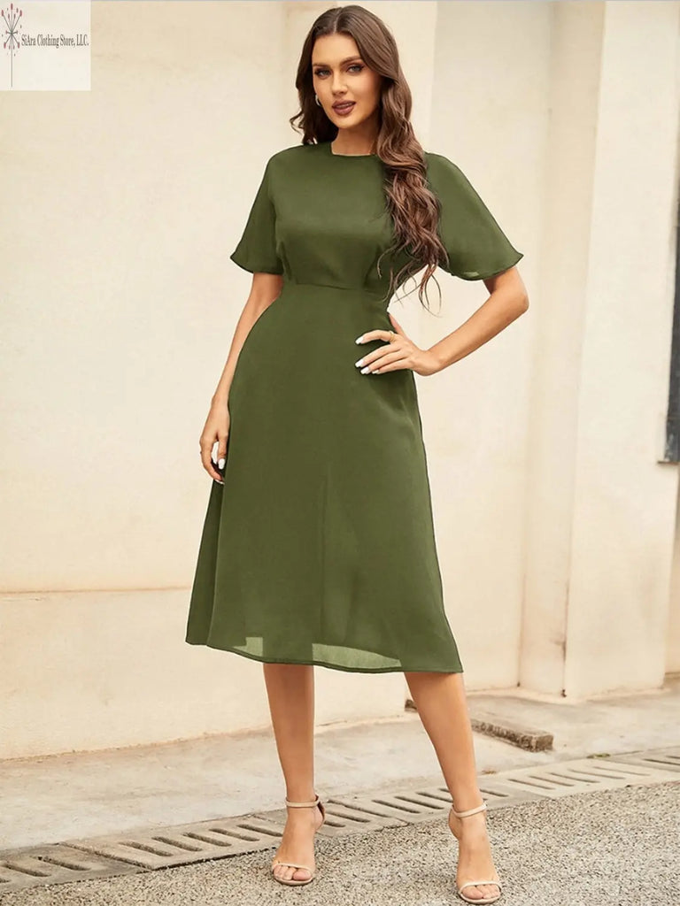 Short Sleeve Midi Dress Round Neck Matcha Green Front | Casual Short Sleeve Midi Dress | SiAra