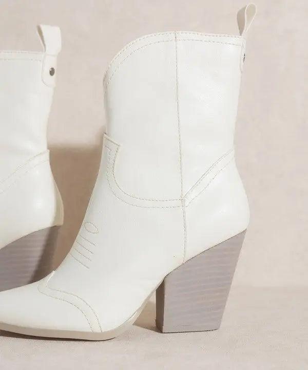 Western Short Boots White Right Shoe Close Up | SiAra Clothing Store, LLC