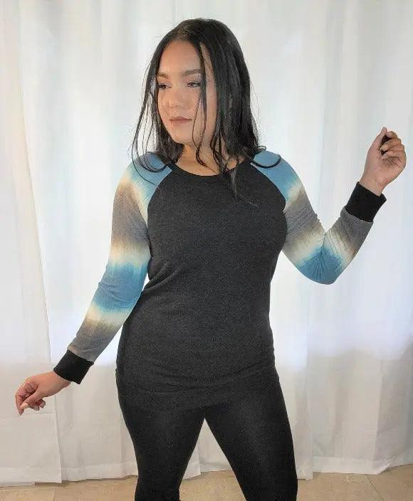 Women's Two-Tone Long Sleeve Sweater SiAra Clothing Store